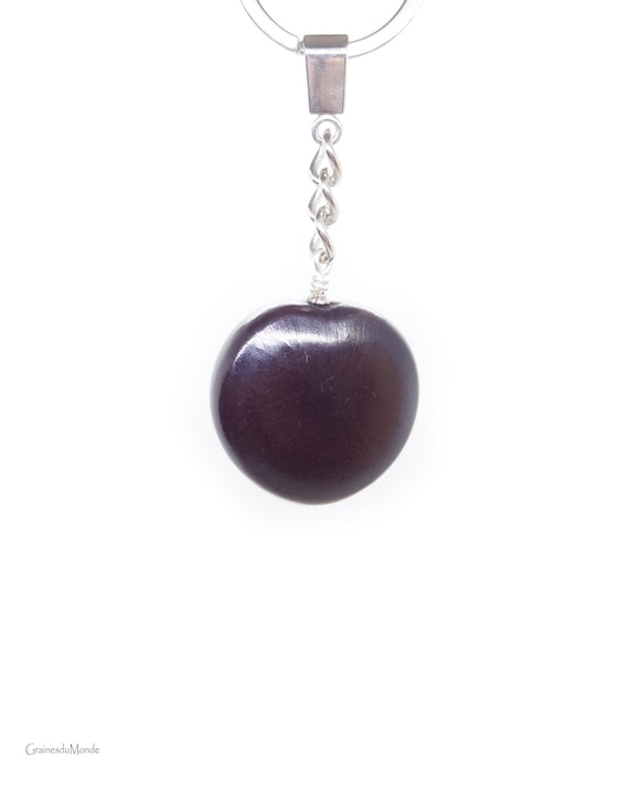 African dream herb key ring, Entada pursaetha seed harvested in Sri Lanka