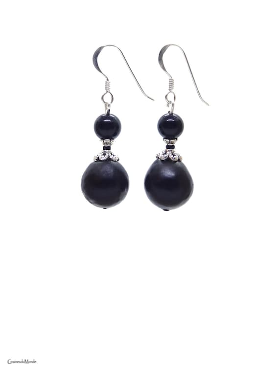Silver Earrings, wingleaf soapberry seeds  and black Onyx