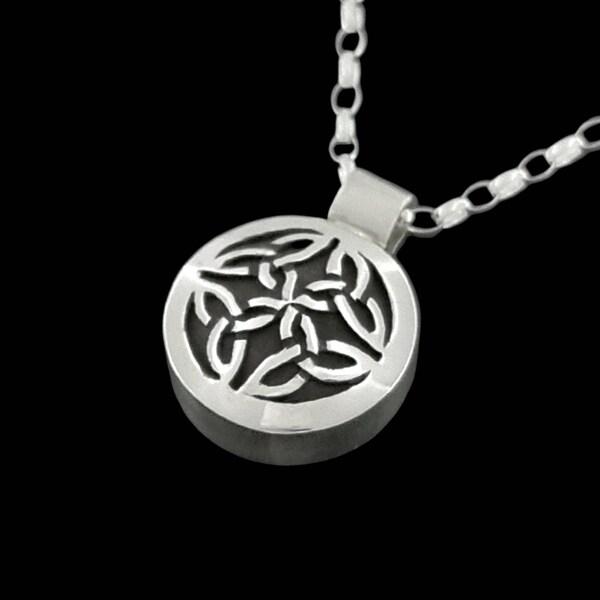 Celtic Knot Necklace Etsy UK