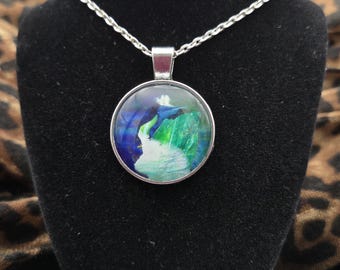 Northern Pulse – One-of-a-Kind Round Abstract Pendant in Blue, Green and White