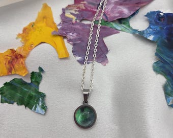 Le Petit Series Emerald Paint Skin Necklace
