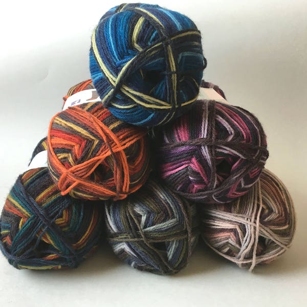Winterwald Rellana Garne Flotte Socke 6ply Knitting yarn, 150g self striping sock yarn