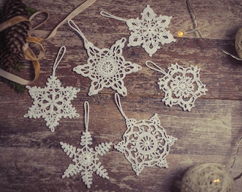 Set of 6 white crochet snowflakes/snowflakes ornaments/hanging snowflakes/Christmas decoration/winter wedding decor/Christmas gift/snowflake