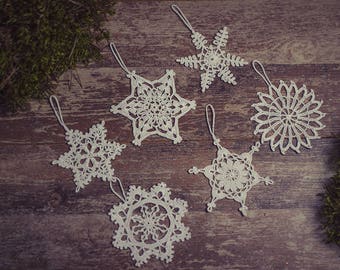 Set of 6 white crochet snowflakes/snowflakes ornaments/hanging snowflakes/Christmas decoration/winter wedding decor/Christmas gift/snowflake