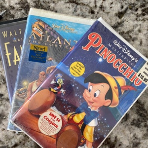 Lot of 3 VHS movies
