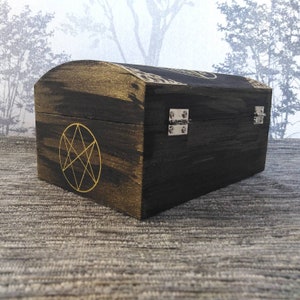 Supernatural Family Business Protection Box. Demon trap, pentagram, Angel, Winchester, curse box, jewellery box, jewelry box, gift image 6