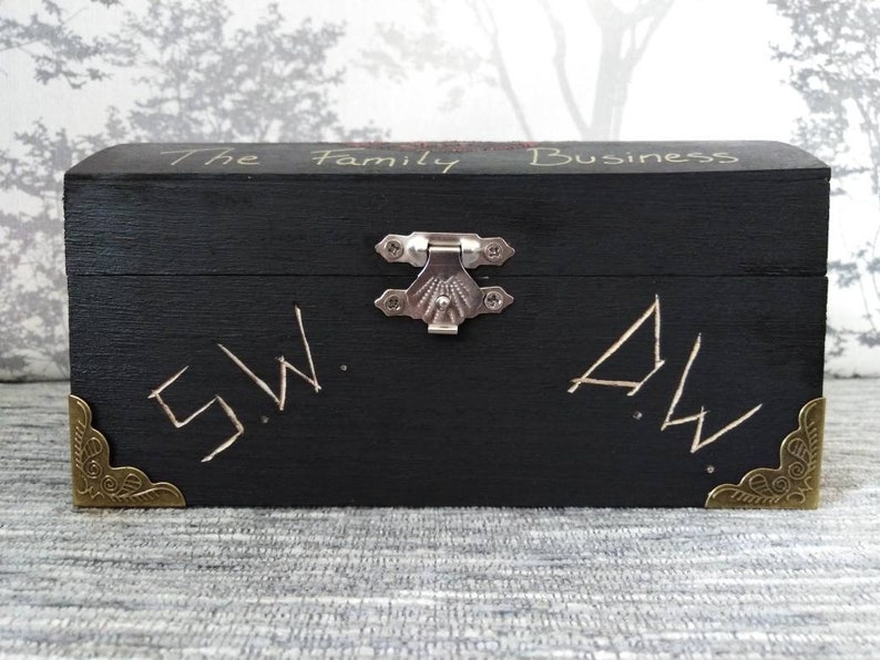 The Family Business Supernatural Inspired keepsake Box. Saving people and hunting things. Angel, Sam and Dean, pentagram, cain image 3