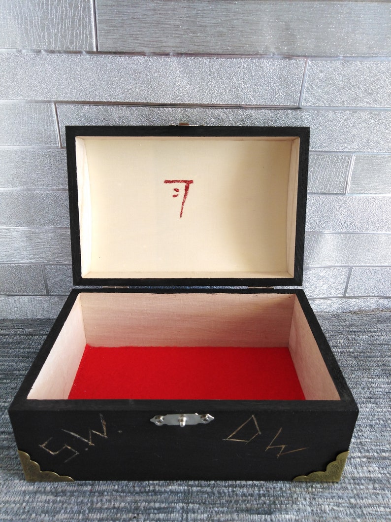 The Family Business Supernatural Inspired keepsake Box. Saving people and hunting things. Angel, Sam and Dean, pentagram, cain image 6