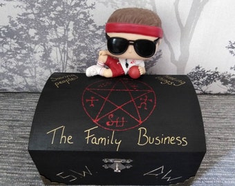 The Family Business Supernatural Inspired keepsake Box. Saving people and hunting things. Angel, Sam and Dean, pentagram, cain