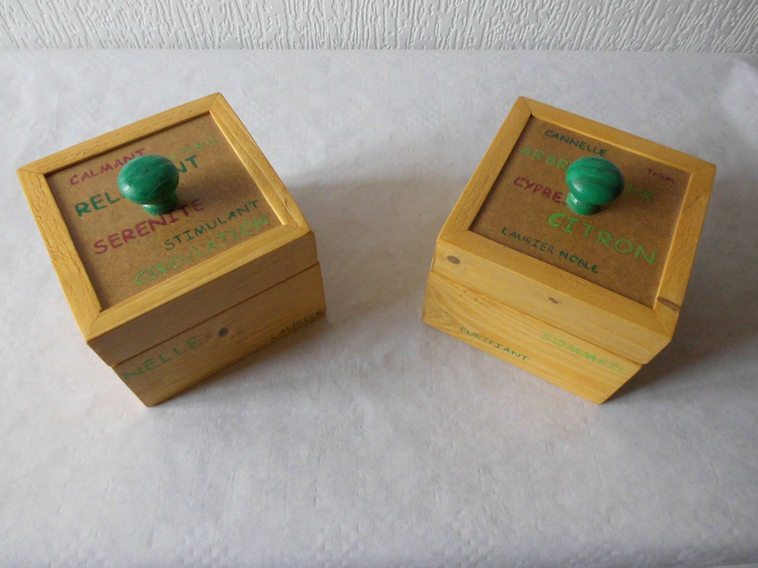 Boites à Huiles Essentielles Originales | Uniquement sur Commande