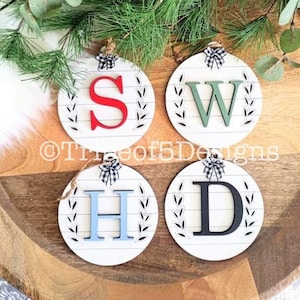 Décorations de Noël personnalisées svg | Nom Ornements svg | Ornements initiaux svg | Glowforge Ornaments svg | Ornements en bois svg |