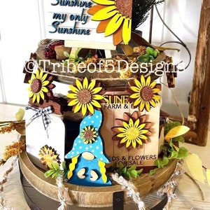 Vassoio a più livelli di girasole svg / Segni di girasole svg / Vassoio a più livelli estivo svg / Vassoio a livelli di girasole svg / Decorazione vassoio a più livelli di girasole /