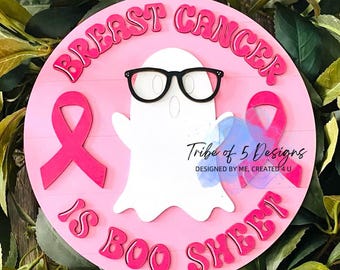 Svg d'accroche-porte de sensibilisation au cancer du sein | Svg Shelf Sitters cancer du sein | Signes du cancer du sein Svg | Fiche du cancer du sein, c'est boo |