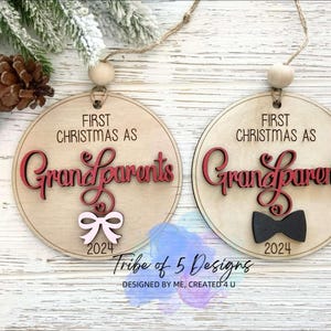 Adornos para la primera Navidad como abuelos Svg / Adornos para la primera Navidad Svg / Adornos para abuelos Svg / Abuelos personalizados Svg /