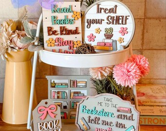 Buch Tiered Tablett | Book Reader Tiered Tablett | Bücherregal Sitters SVG | Shelf Sitters svg | Bücherregal Schilder SVG | Buchliebhaber |