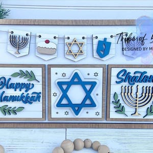 Signes de Hanoucca Svg | Happy Hanukkah Shelf Sitter Svg | Svg de gardien d'étagère Hanukkah | Signes interchangeables Svg | Support d'étagère interchangeable