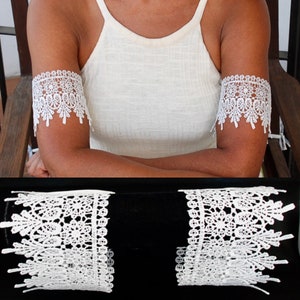 Beautiful Wedding Lace Arm Cuffs, Off-White Stunning Lace Upper Arm Bands, Very Popular Wedding Accessory.