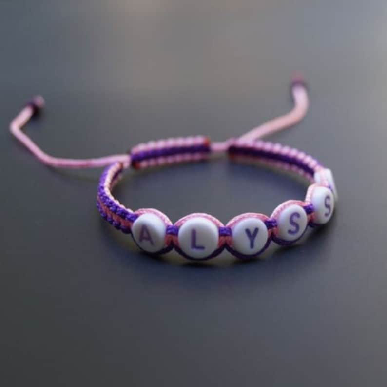 Bracelet personnalisé prénom enfant garçon homme à fermeture Shamballa avec perles magiques Fil nylon de 1mm 24 Couleurs au choix image 5