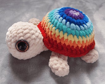 Doudou MOANA de knuffelige schildpad, regenboogkleur, met de hand gehaakt, Amigurumi