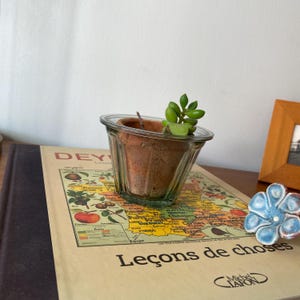 Antikes, konisches Glasgefäß mit Facetten für Marmelade, Gelee und Konfitüre