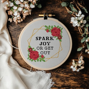 スパークジョイクロスステッチパターン、皮肉なサイン（PDF）