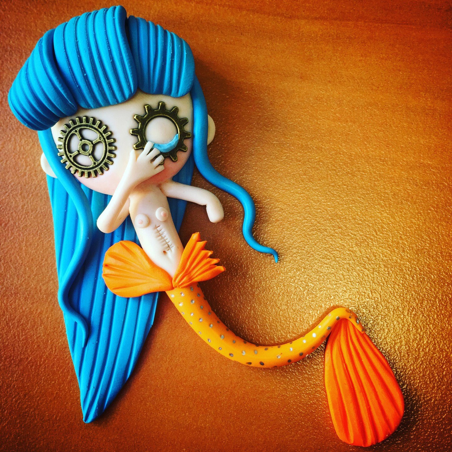 Sirène Estropiée Par Un Requin Bouledogue