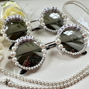 Bride to Be & Just Married Set with Pearl Glasses Chain