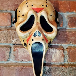 Maschera di Jason con la faccia da fantasma