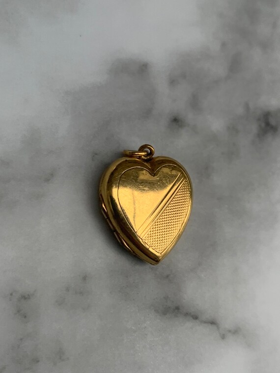 Vintage Heart Locket Antique Rolled Gold Locket P… - image 9