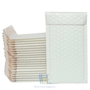 May include: A stack of 15 white padded mailing envelopes with a self-adhesive seal. The envelopes are made of a durable, water-resistant material and are perfect for shipping small items.