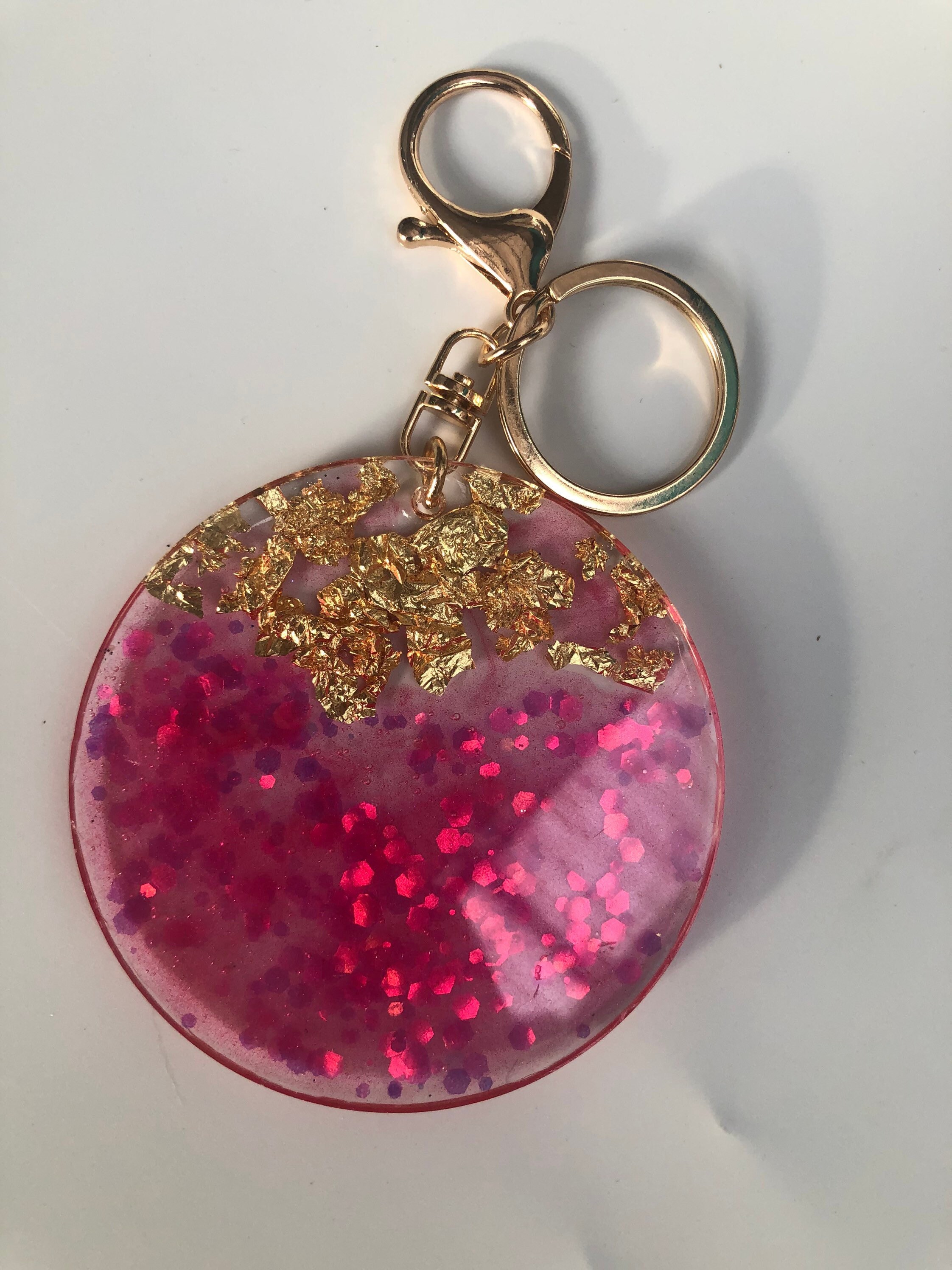 Resin Keychain, Round Shape, With Glittering Letters, Real Pink Flowers and  Gold Leaf. Unique With Butterfly -  Finland