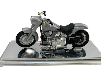 Réplica de motocicleta Harley Davidson 2000 FLHRC Road King de metal fundido a presión, modelo clásico, con caja.