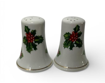 Vintage Yuletide Lefton China Holiday Holly Berry Ceramic Salt Pepper Shake Set