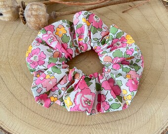 Chouchou scrunchie en tissu Liberty Betsy rose et orange fluo fait mai