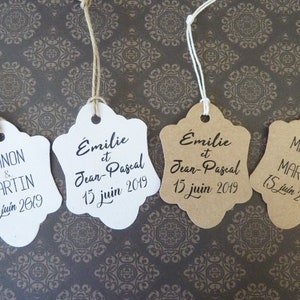 Set mit 30 personalisierten bedruckten Etiketten für Hochzeiten oder Taufen.