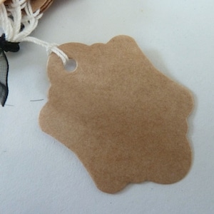 lot de 30 étiquettes 4,7 cm en kraft avec ficelles