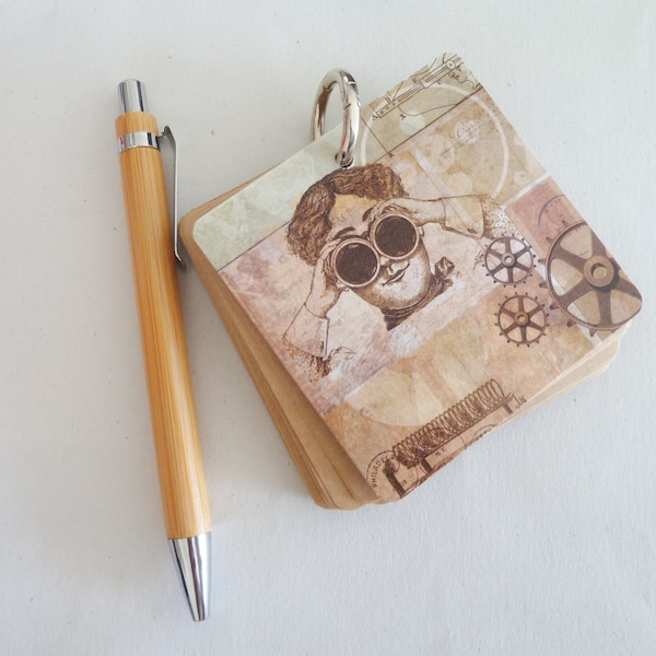 bloc notes avec anneau et stylo en bambou , esprit steampunk papier motifs et kraft brun