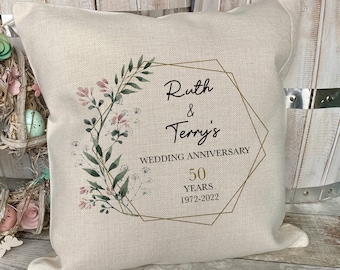 Personalised Wedding Anniversary Gift, Wedding Cushion, Mr and Mrs Cushion, 2nd Anniversary Gift, Gift For Couples, Wedding Day Gifts, Linen