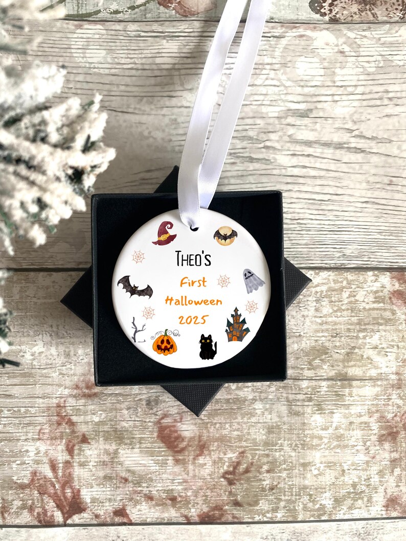 Baby's First Halloween Ornament: Ceramic Boo Basket Keepsake Bild 9