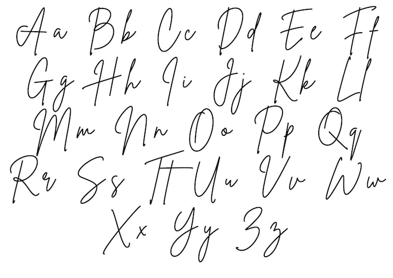 Pode incluir: Um alfabeto escrito &agrave; m&atilde;o em tinta preta sobre um fundo branco. As letras s&atilde;o escritas em cursiva.