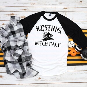 Ruhende Hexe Gesicht Halloween Shirt, Halloween-Shirts für Frauen, Halloween-T-Shirt, lustige Halloween-T-Shirts, süße Hexe Shirt, Kostüm-Party