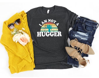 Camiseta para mujer, camisa de cactus antisocial, camisa introvertida, camiseta de ansiedad social, camiseta de distancia social divertida, no soy una camisa hugger