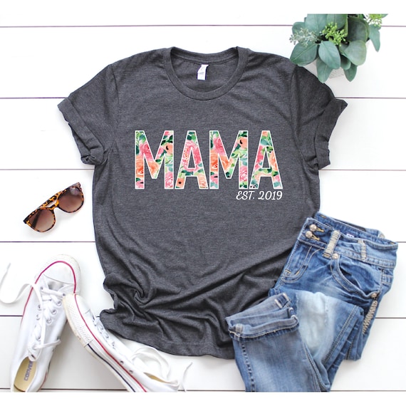 Womens Soon To Be Mama Est 2019 T-Shirt Mothers Day New Mommy Gift Womens Soon To Be Mama Est 2019 T-Shirt Mothers Day New Mommy Gift