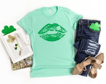 St Patricks Day Shirt Women, St Patricks Day Tees, Womens St Patricks Day T Shirts, Shamrock Lips Shirt, Lucky Shirts, St Paddys Day TShirt