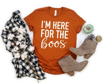 Camisas de Halloween mujeres, camisa de Halloween, estoy aquí para los boos, más boos camisa, fiesta de Halloween TShirt, traje divertido de Halloween, taza de beber