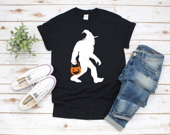 Bigfoot Halloween Witch Sasquatch T-Shirt Kid Kind Kind Baby Bodysuit One Piece
