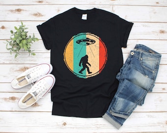 Bigfoot Alien UFO Sasquatch | T-Shirt | Tank Top | Hoodie |  Hoodie | Long Sleeve |  Apparel Gift
