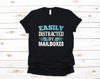 Lustige Postarbeiter Shirt | Abgelenkt von Briefkästen Post Office T-Shirt | Postbote Langarm | Sweatshirt |  Hoodie | Tank-Top