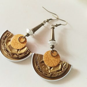Recycling Boho Halbkreis Ohrringe bronze senfgelb Festival Emaille Ohrringe, Upcycling Nespresso Kaffeekapsel Ohrringe nachhaltig 018