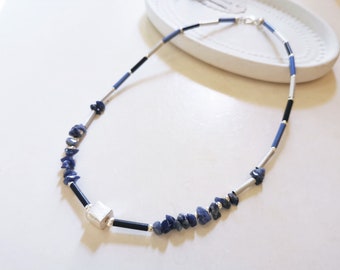 zarte Sodalith Kette Collier dunkelblau silber, zarte blaue Halskette aus Recycling Kaffeekapseln Nespresso nachhaltig